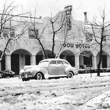 לון פיין Historic Dow Hotel מראה חיצוני תמונה